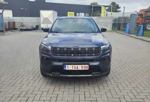 Jeep 1.3 T4 4xe PLUG-IN HYBRID Automatik Limited