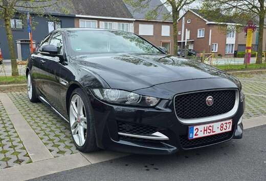 Jaguar XE 2.0 D Business Edition R-Sport