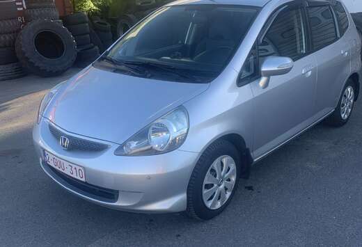 Honda 1.4 CVT ES Sport
