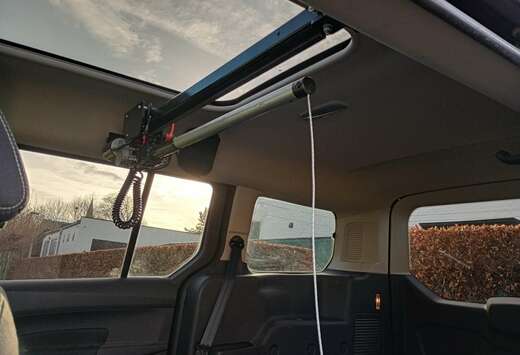 Ford met rolstoellift 2 zitplaatsen 5 zonder lift