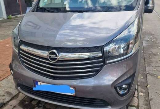 Opel Opel Vivaro 1.6 Diesel  2017  198450 KM