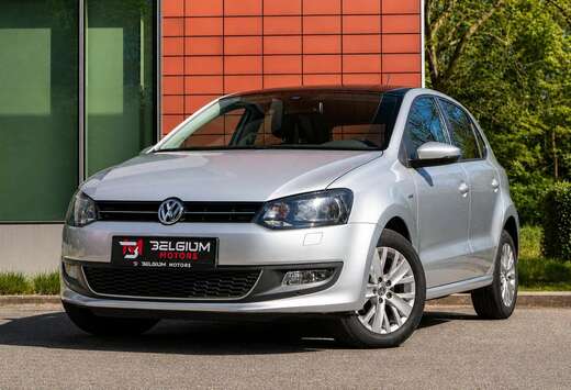Volkswagen - 1.2 TSI Life DSG - Only 31500 kms - Pano ...