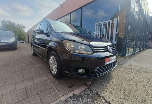 Volkswagen Touran 1.6 CR TDi Highline