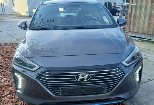 Hyundai IONIQ Hybrid 1.6 GDI Trend
