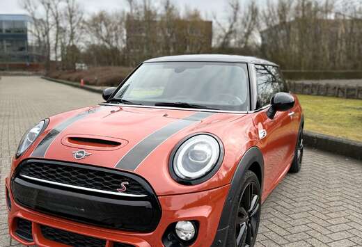 MINI John Cooper Works Pack
