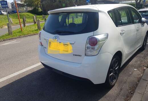 Toyota 1.6i Dynamic 7pl.