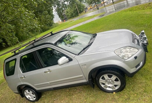 Honda CR-V 2.0i 4WD LS