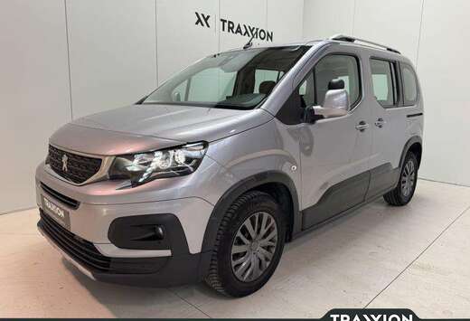 Peugeot 1.2i STD Allure S&S LED|GPS|PDC|CRUISE|CARPLA ...