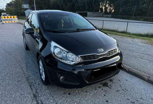 Kia Rio 1.4i Sense
