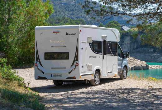 Caravans-Wohnm 483 Tessoro Northautokapp