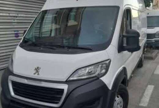 Peugeot HDi 435 L4H3 S&S Asphalt