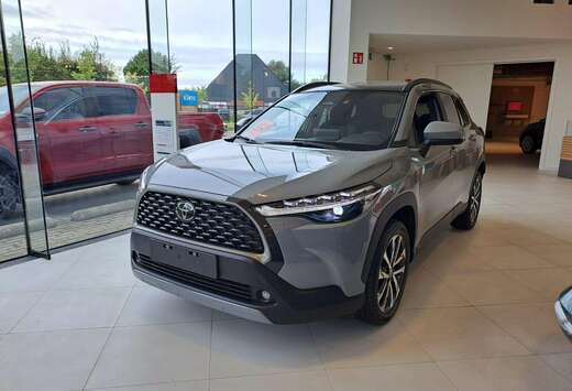 Toyota 1.8 Hybrid Style