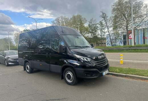 Iveco 35C18V 3.0 Turbo VGT Hi-Matic (3520L)