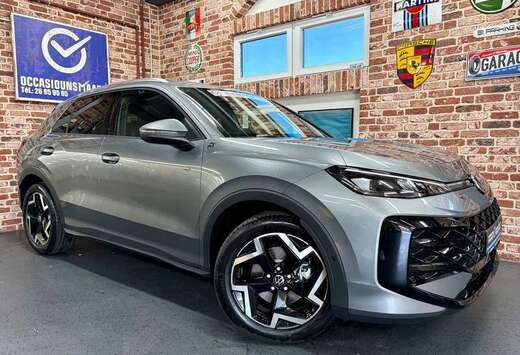 Volkswagen T-Roc 1.5 eTSI 150cv Hyb-Ess R-LINE
