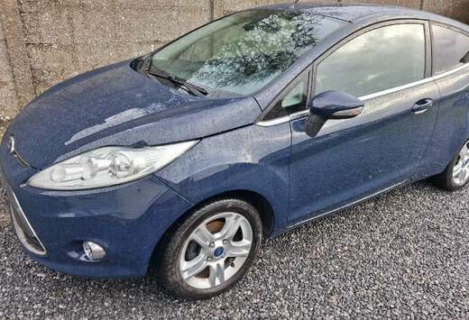 Ford 1.4i Titanium