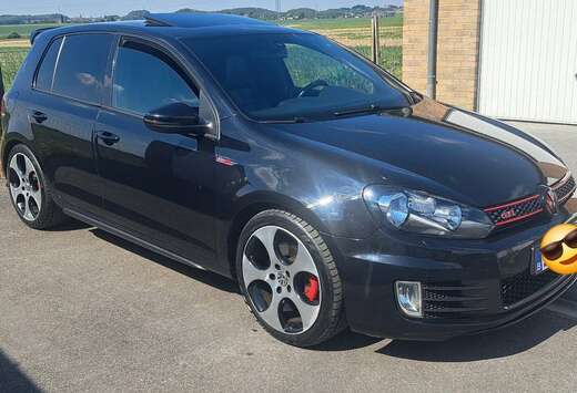 Volkswagen 5p 2.0 tsi dsg