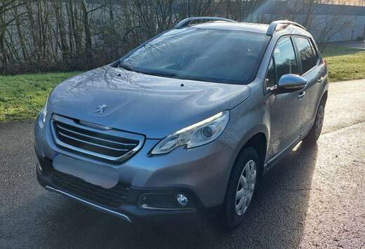Peugeot 2008 1.2i PureTech Access