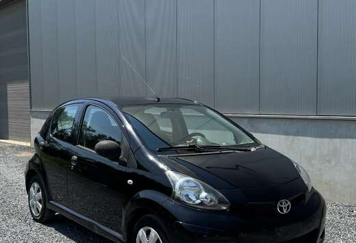 Toyota 1.0 Benzine 2008 - Start en rijd perfect