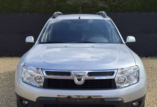 Dacia 1.6 16v 105 4x2 Lauréate