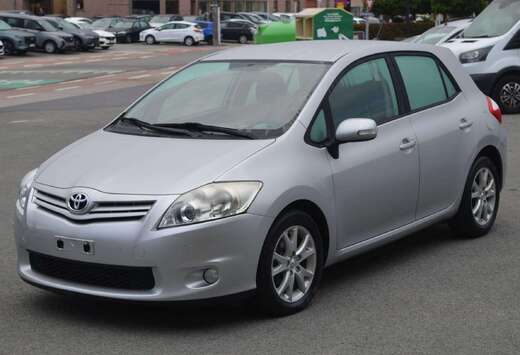 Toyota Auris 1.33i VVT-i Executive