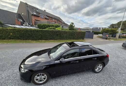 Mercedes-Benz Limousine DCT Business Solution