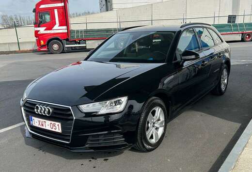 Audi Audi A4 Avant 30 TDI Business Ed. S-Tronic