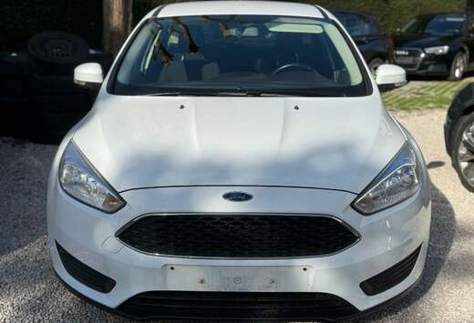 Ford 1.0i benzine - 2018 - 64000KM - GARANTIE