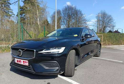 Volvo V60 2.0 B3 MHEV Core DCT