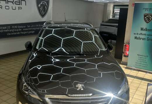 Peugeot SW 1.2 PureTech Allure STT