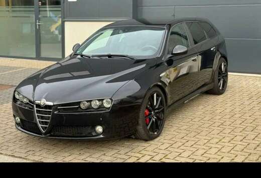 Alfa Romeo SW 1750 TBI 200 TI