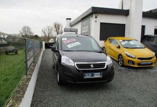 Peugeot 1.6HDI AD BLUE GALICIA LICHTE VRACHT 3PL AIRC ...