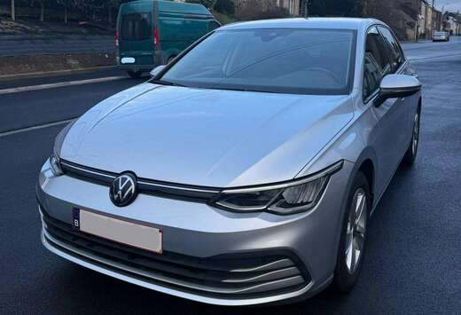 Volkswagen Golf 2.0 SCR TDi Life Business Premium