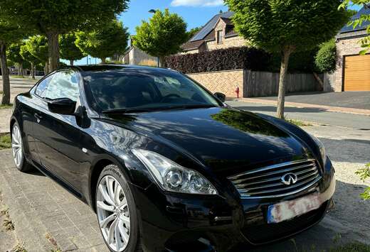Infiniti S