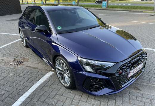Audi TFSI Sportback quattro S tronic