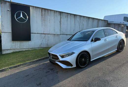 Mercedes-Benz A 180 d AMG Line