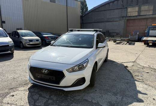 Hyundai SW 1.0 T-GDi Twist #1 Edition