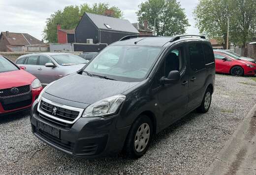 Peugeot 1.6 HDI  Style 7place