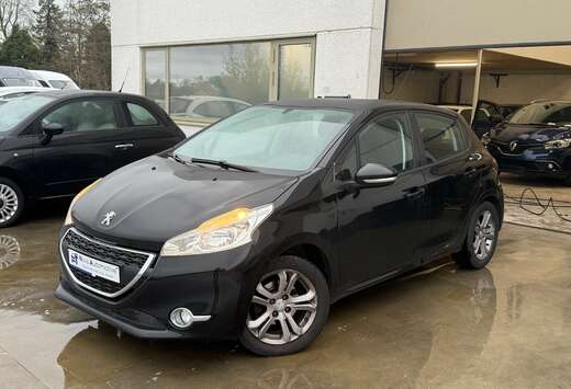 Peugeot 208 PureTech 82 Allure