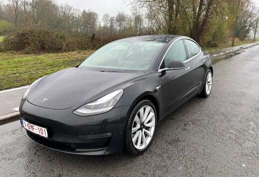 Tesla Model 3 75 kWh Long-Range Dual Motor