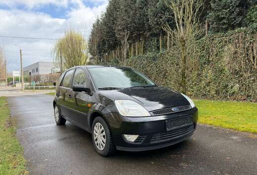 Ford Ford fiesta prêt à immatriculer