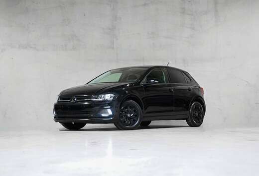 Volkswagen  AUTO  APPLE CARPLAY  FULL BLACK  GPS  TVA