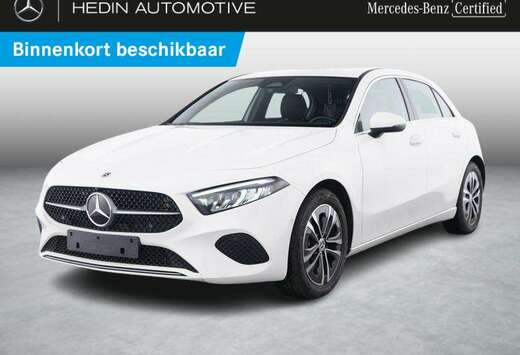 Mercedes-Benz Hatchback Luxury Line | Smartphone Inte ...
