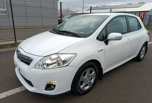 Toyota Auris HEV 1.8i HSD Premium CVT