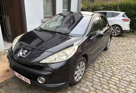 Peugeot 1.4i 16v Sporty Pack