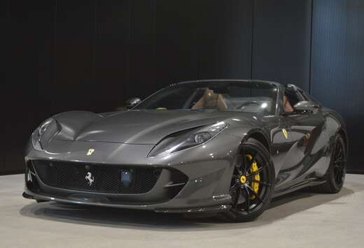 Ferrari GTS 6.5i V12 Carbon pack - LIFT - 16.000 km