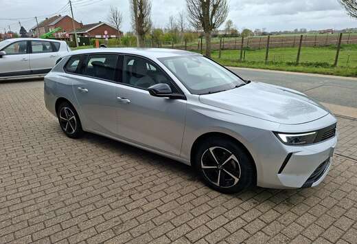 Opel Astra Sports Tourer 1.2 Turbo Edition S/S