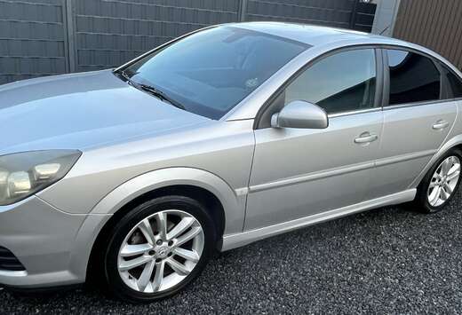 Opel Vectra GTS Sport 1.9 DT CDTi