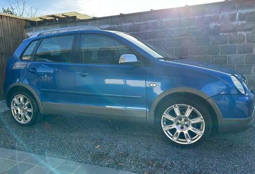 Volkswagen 1.4i Fun Airco Navigatie CarPlay BT