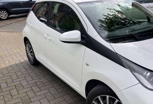 Toyota Aygo 1.0i VVT-i x