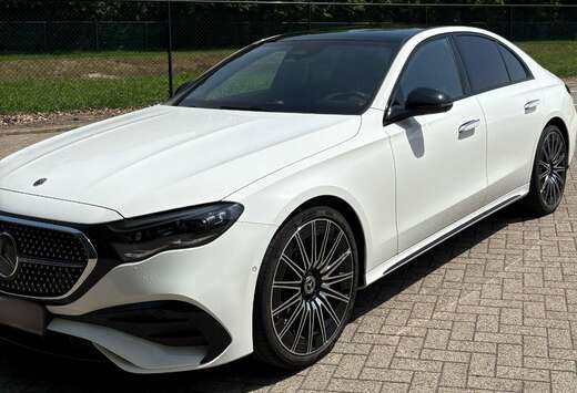 Mercedes-Benz E 200 AMG/Night PACK FULL OPTION Widesc ...